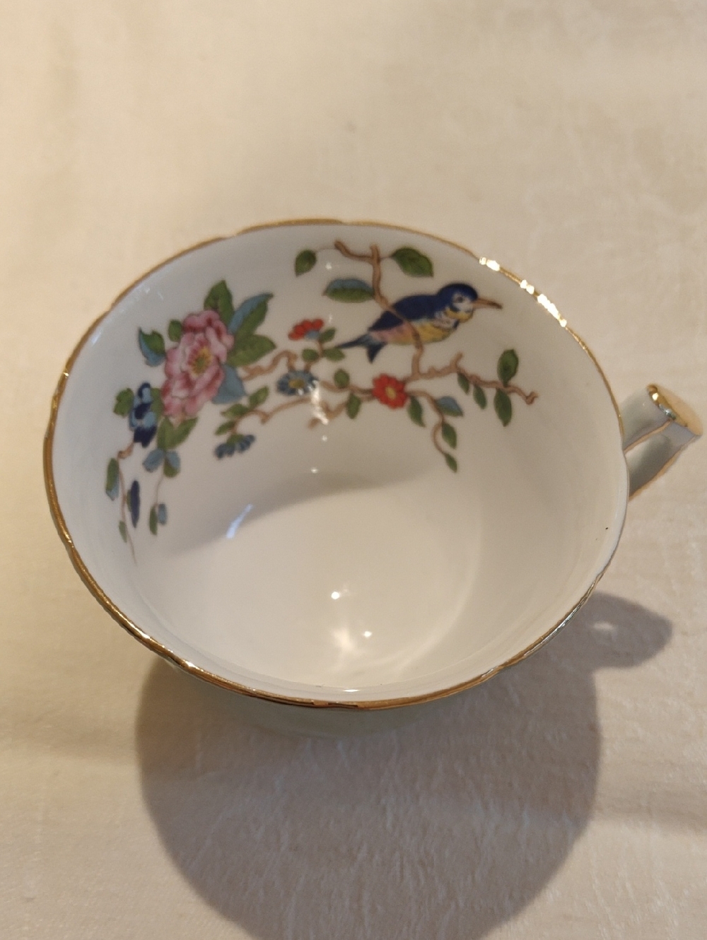 Aynsley Scalloped Crocus Teacup OnlyGreen Back stamp, Pembroke Bluebird